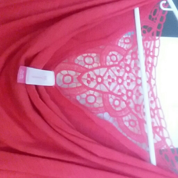 Nice dress up shirt - Picture 2 of 3